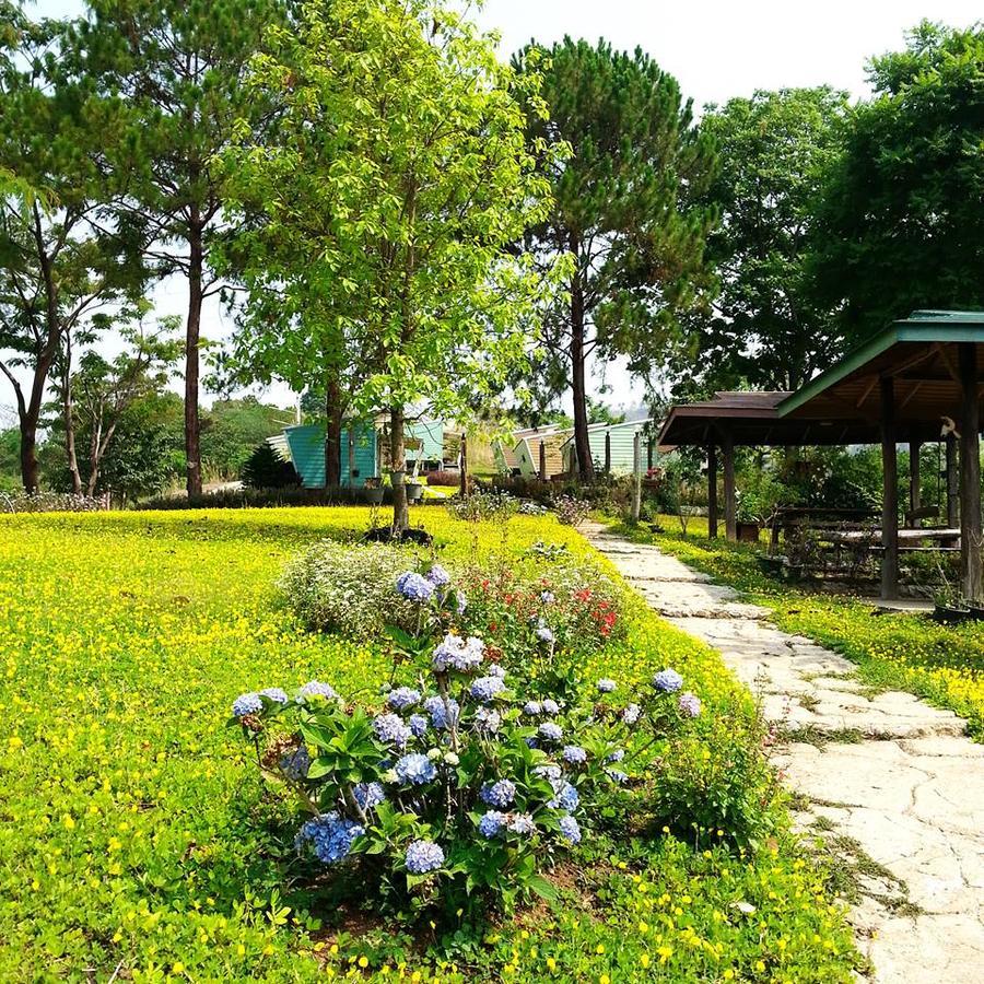 Red Z Cool Mountain Hotel Khao Kho Bagian luar foto