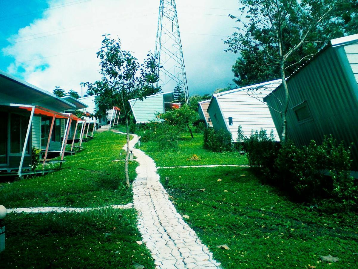 Red Z Cool Mountain Hotel Khao Kho Bagian luar foto