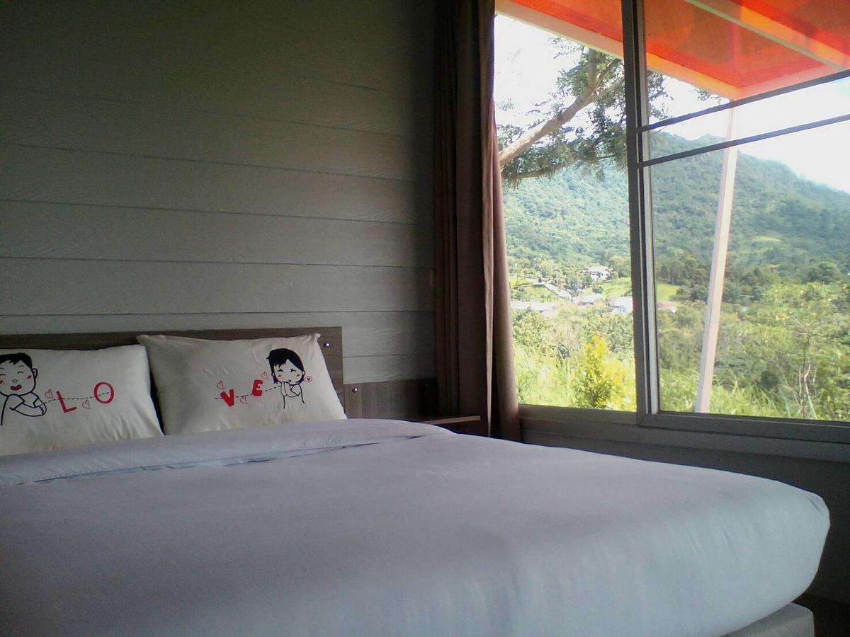 Red Z Cool Mountain Hotel Khao Kho Bagian luar foto