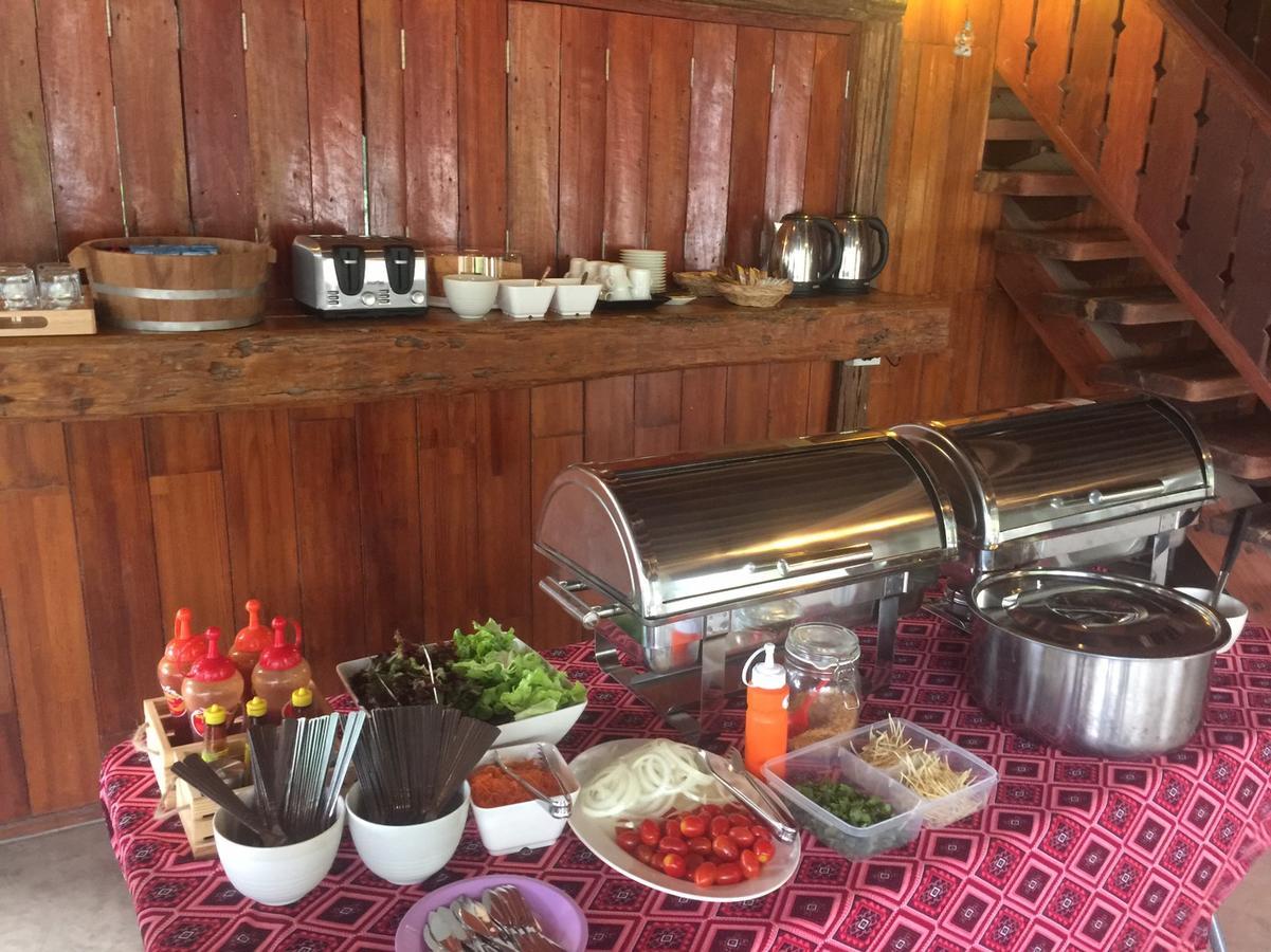 Red Z Cool Mountain Hotel Khao Kho Bagian luar foto