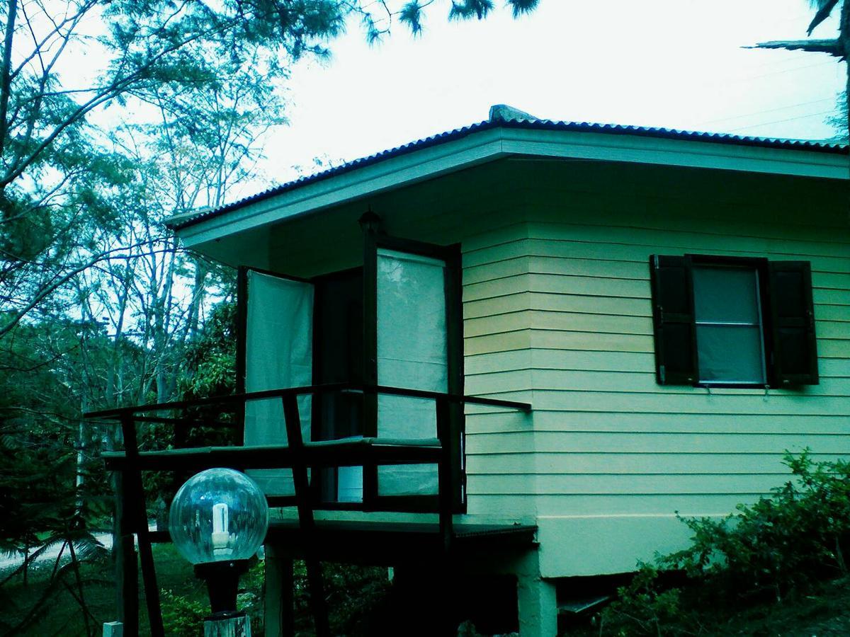 Red Z Cool Mountain Hotel Khao Kho Bagian luar foto