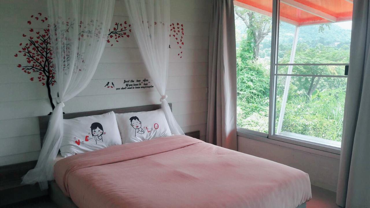 Red Z Cool Mountain Hotel Khao Kho Bagian luar foto