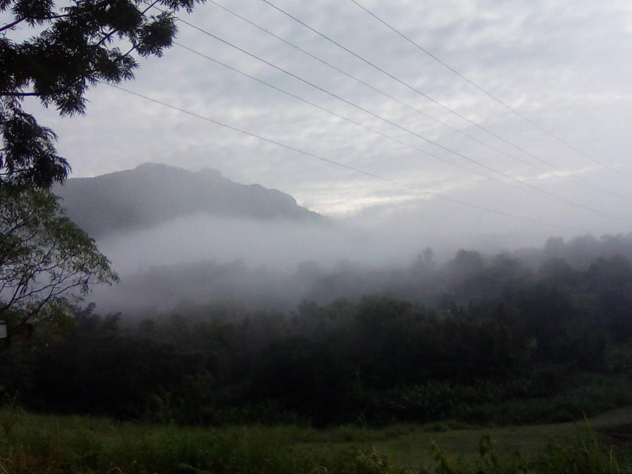 Red Z Cool Mountain Hotel Khao Kho Bagian luar foto